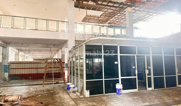 Tempat Usaha Ex Showroom Mobil di Dewi Sartika Bandung 2