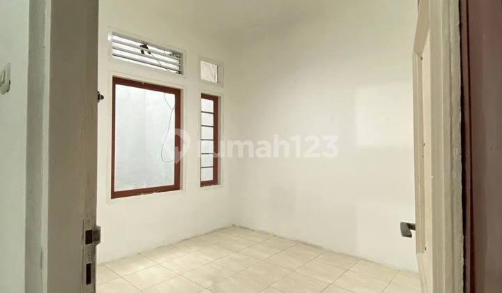 Jual Rumah Nyaman Terawat di Antapani Bandung Jual Rumah Nyaman Terawat di Antapani Bandung