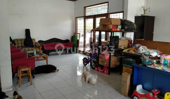 3 Bangunan Rumah Dijual di Daerah Tempat Wisata Lembang 3 Bangunan Rumah Dijual di Daerah Tempat Wisata Lembang