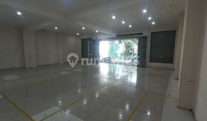 Sewa Ruko 2,5 Lantai di Tubagus Ismail Bandung 1