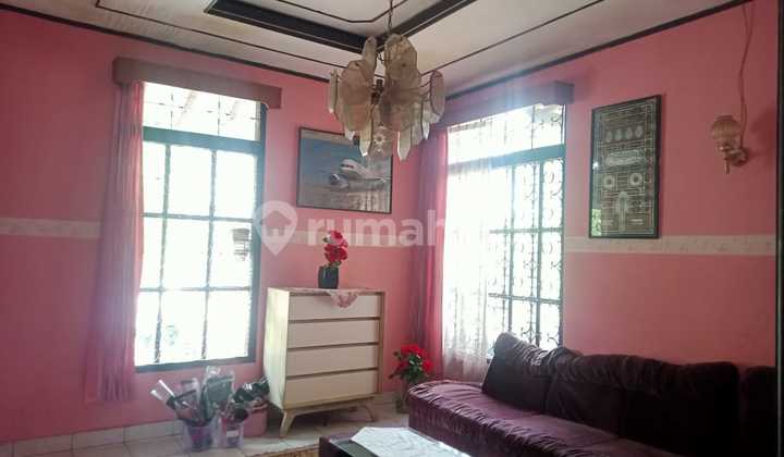 Jual Rumah Nyaman dan Luas di Sariwangi Bandung