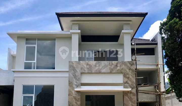 Villa Nyaman For Quick Sale in Jaya Giri Lembang Bandung