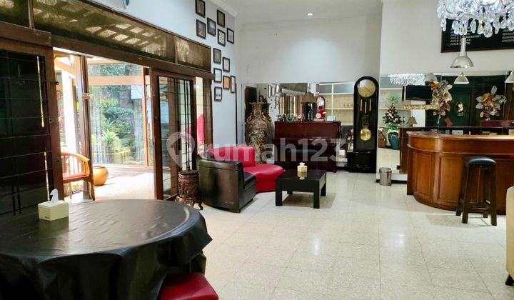 House and Business Place Near TSM for Sale in Lodaya Bandung