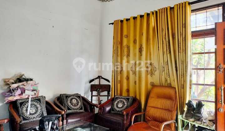 Comfortable House with Garden for Sale in Gunung Batu, Bandung 2