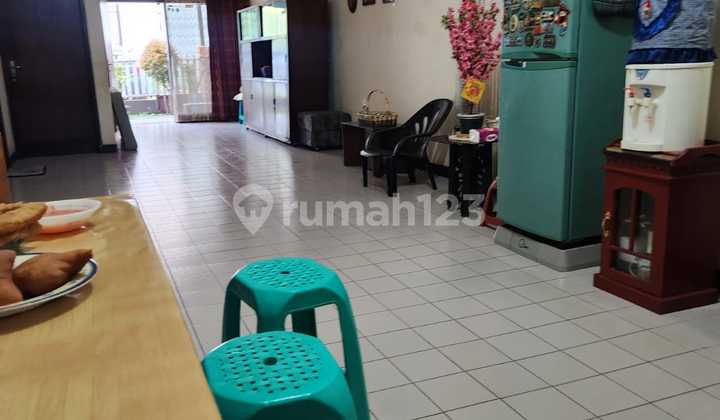 Well-Maintained Comfortable House for Sale in Cijerah, Bandung 2