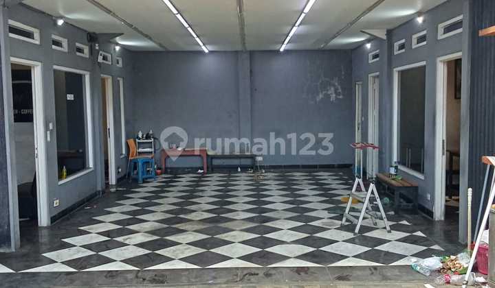 2-Storey Shop House for Rent on Main Road Cimahi