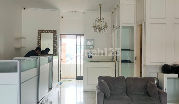 Sewa Ruko 2,5 Lantai Bagus di Dago Bandung