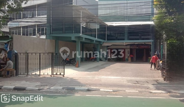 Sewa Ruang Usaha + Semi Outdoor Cempaka Putih Parkir Mandiri Luas Sewa Ruang Usaha + Semi Outdoor Cempaka Putih Parkir Mandiri Luas