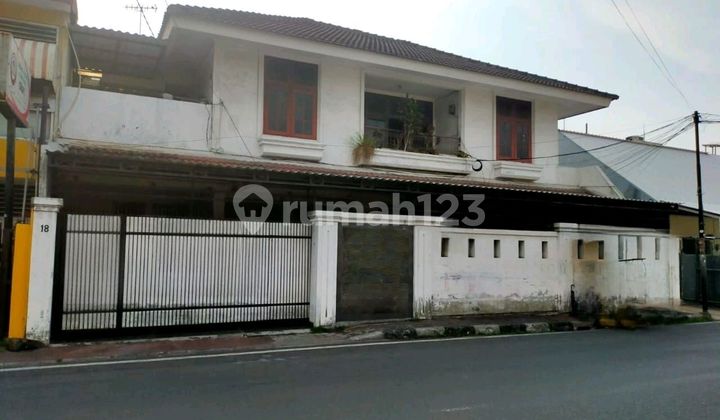 Rumah Lebar Sekali Bisa Untuk Usaha Di Cempaka Putih Rumah Lebar Sekali Bisa Untuk Usaha Di Cempaka Putih