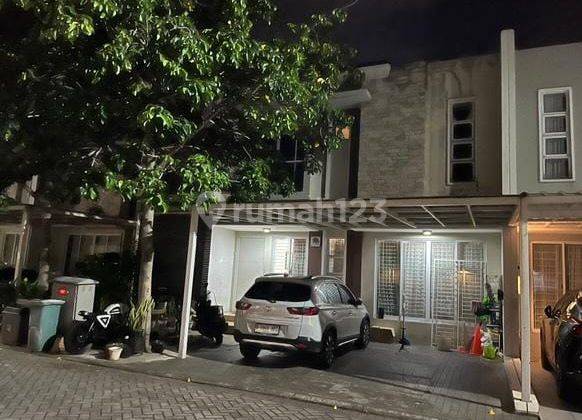 Rumah Minimalis Nyaman Carport 2 + Atap di Green Lake Cengkareng 1