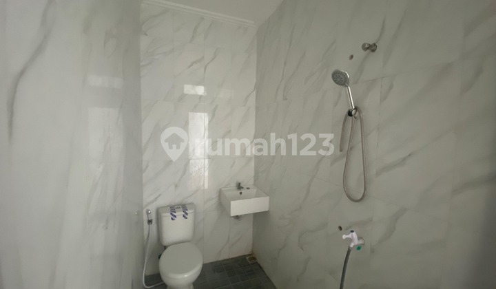 Rumah Baru Bagus 3+1 Dalam Komplek di Imperial Pelindo Rumah Baru Bagus 3+1 Dalam Komplek di Imperial Pelindo