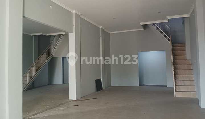 Business Shophouse with Good Design, Unit Rental Available in Ciracas 2