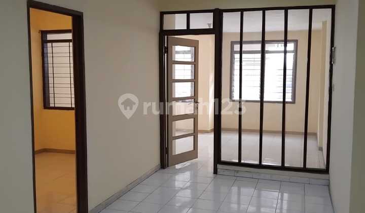Rumah Sudah Renov 3 Kamar Murah Jalan 1 Mobil Di Kelapa Gading 2