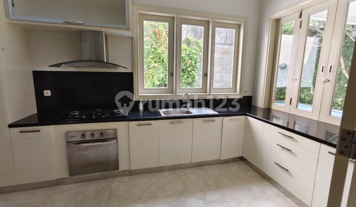 Rumah Fulfurnished Cocok Silent Office & Expatriat di Pondok Indah 2