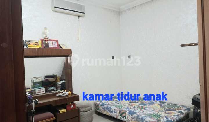 Rumah Huk Melebar Cocok Untuk Sekolah, Showroom Di Sunter 2
