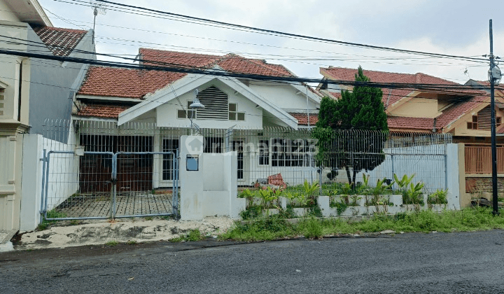 Dijual Rumah Siap Huni Di Nginden Intan Barat Surabaya Kt 1