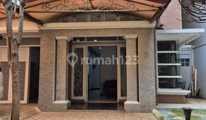 Turun Hatga - Rumah Cantik di Gading Kusuma, Kelapa Gading