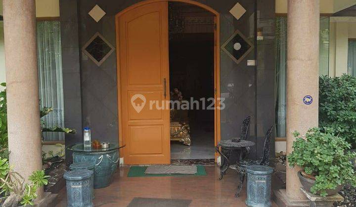 Rumah dengan Kolam Renang di BGV - Kelapa Gading 1