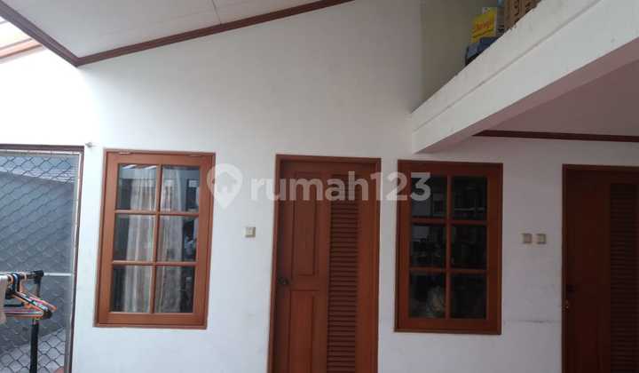 Turun Harga -- Rumah Gandeng 2 Lantai Dekat Mall Kelapa Gading Turun Harga -- Rumah Gandeng 2 Lantai Dekat Mall Kelapa Gading