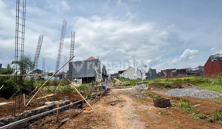 Kost House with Strategic Location in Malang City, Freehold Title