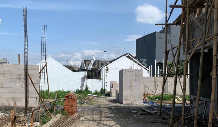 Rumah Kost One Gate System Denganjalan yang Lebar