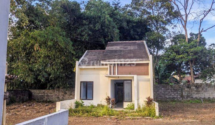 Rumah 1 Menit Gor Ken Arok SHM Buring, Malang 1