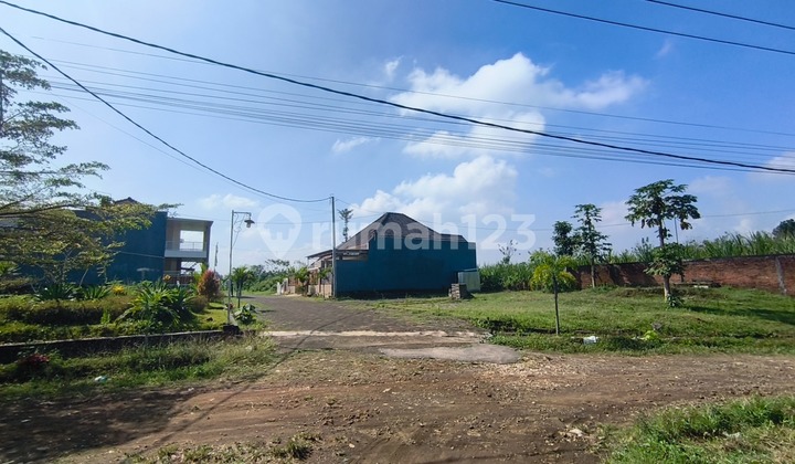 Ready-to-Build Residential Plot with SHM Certificate 5 Minutes to Airport