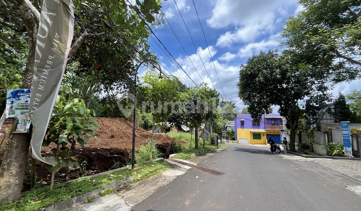 Rumah Kost Poros Jalan Dekat Sekolah Internasional