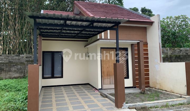 RESIDENTIAL PROPERTY ON MAIN ROAD READY TO OCCUPY WITH SHM LEGALITY 2