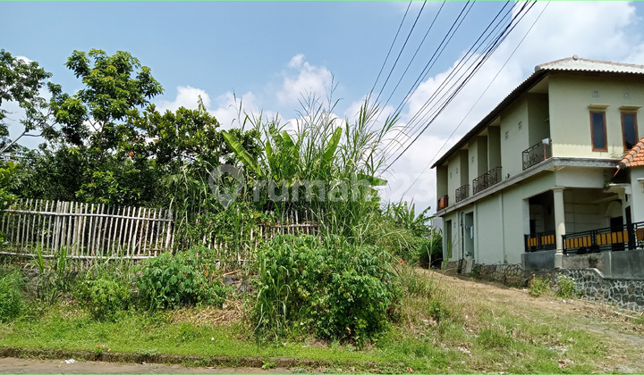 Tanah Strategis Dekat Universitas Besar di Malang Cocok Hunian