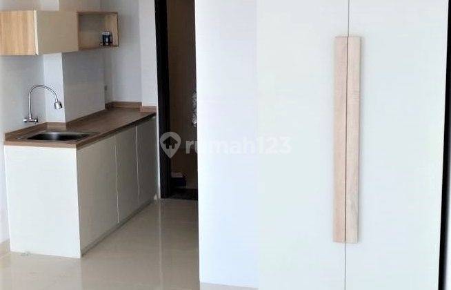 Apartemen Studio Dekat Jalur Transjakarta, Dekat Bandara 1