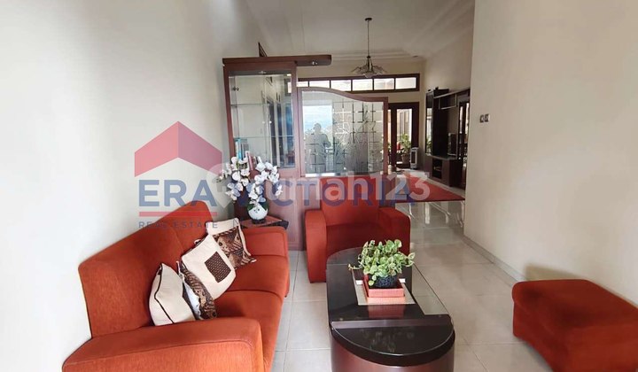 Large Ready-to-Live House Fully Furnished Suitable for Residence and Business 2