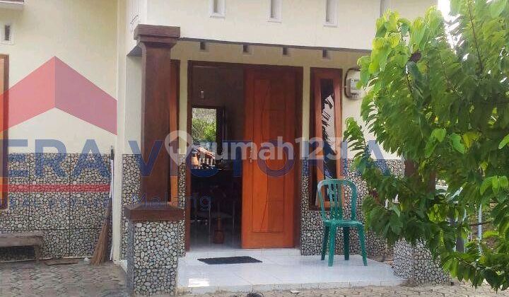 For Sale: House and Land Suitable for Residence and Farming in Batu.