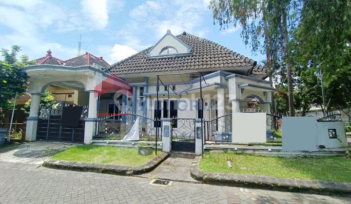 Rumah Mewah Siap Huni Lokasi Strategis Dekat Pusat Bisnis dan Kuliner