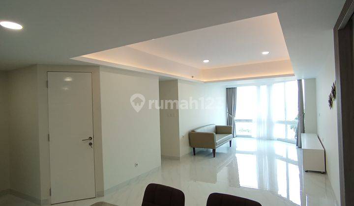 Apartemen Taman Anggrek 2 BR Semi Furnished Sudah Renovasi 2