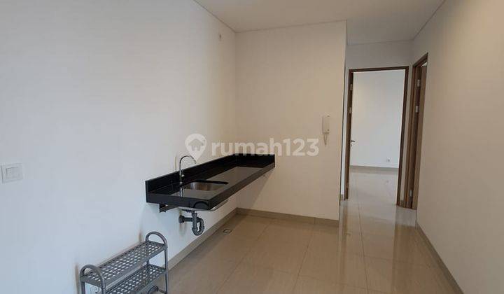 Apartement The Newton 2 2 BR Semi Furnished Baru 1