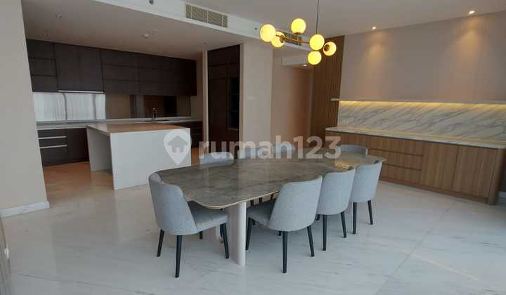 Sewa Apartemen Casa Domaine Jakarta Pusat - 4 Bedroom Best Price - Jakarta Pusat Good Furnished 1