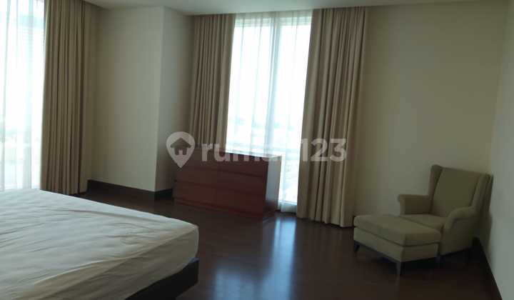 For Quick Sale Furnished Unit At Pakubuwono Signature