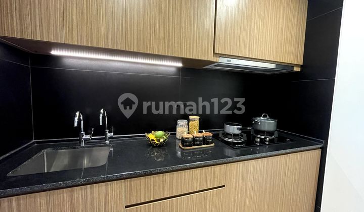 Hot Listing!! Jual / Sewa Apartemen The Branz Mega Kuningan – New Unit – 1+1 BR 80m2 Furnished