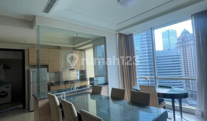 The Peak Sudirman Apartment, 3 BR Furnished Private Lift 2