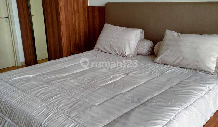 Disewakan Apartemen Izzara 2+1 BR Modern Fully Furnished 1