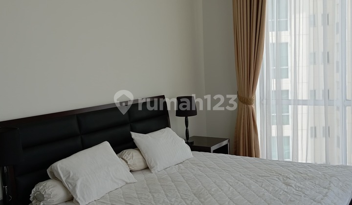 Unit Apartemen Bagus Pakubuwono View 3 Kamar Tidur Berperabotan