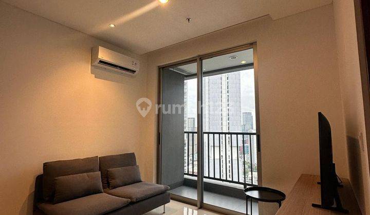 ruang keluarga disewakan good unit apartemen the