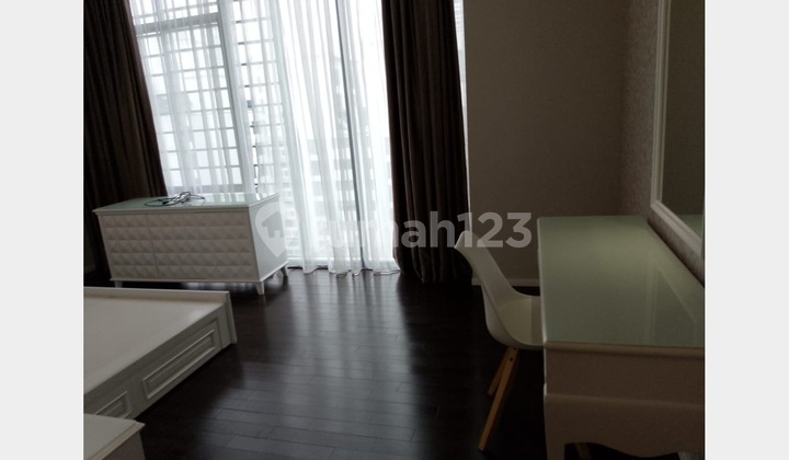 Jual Apartemen Verde Kuningan Jakarta Selatan - BEST DEAL 3 Bedrooms Full Furnished 2