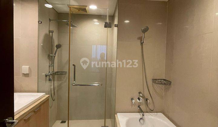 kamar mandi sewa murah apartemen setiabudi sky