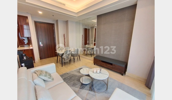 Good Unit Disewakan Apartemen South Hills di Kuningan Jakarta Selatan - Best Price 2 BR Luxury Furnished Good Unit Disewakan Apartemen South Hills di Kuningan Jakarta Selatan - Best Price 2 BR Luxury Furnished