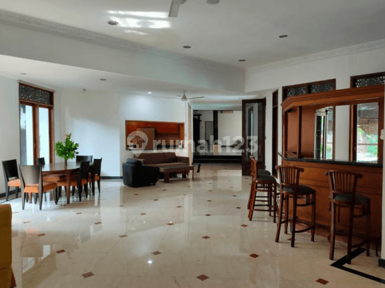 Rumah Bagus Furnished Sertifikat Hak Milik di Jl Puri Mutiara Cipete, Jakarta Selatan 2