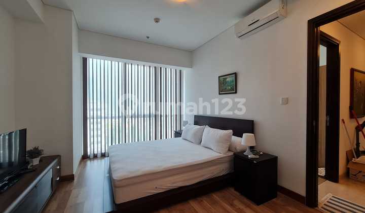 Unit Apartemen Bagus Setiabudi Sky Garden 2 Kamar Tidur Furnished