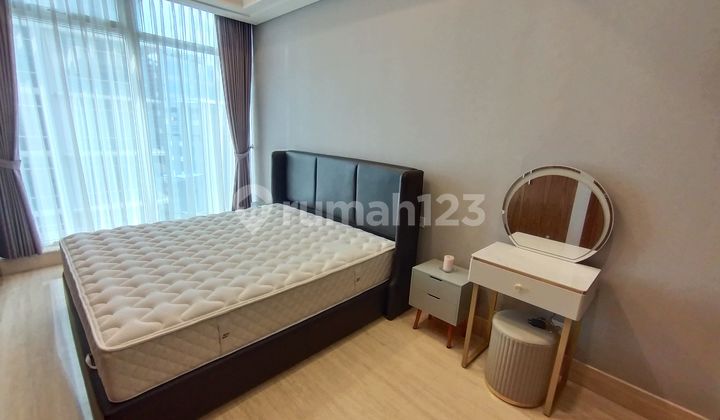 Disewakan Good Unit at Apartemen South Hills Kuningan Jakarta Selatan - 2 BR Fully Furnished Best Unit