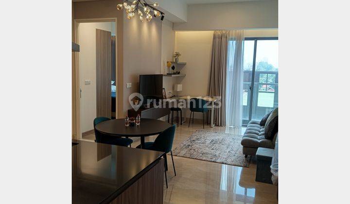 ruang tamu jual / sewa apartemen fifthy